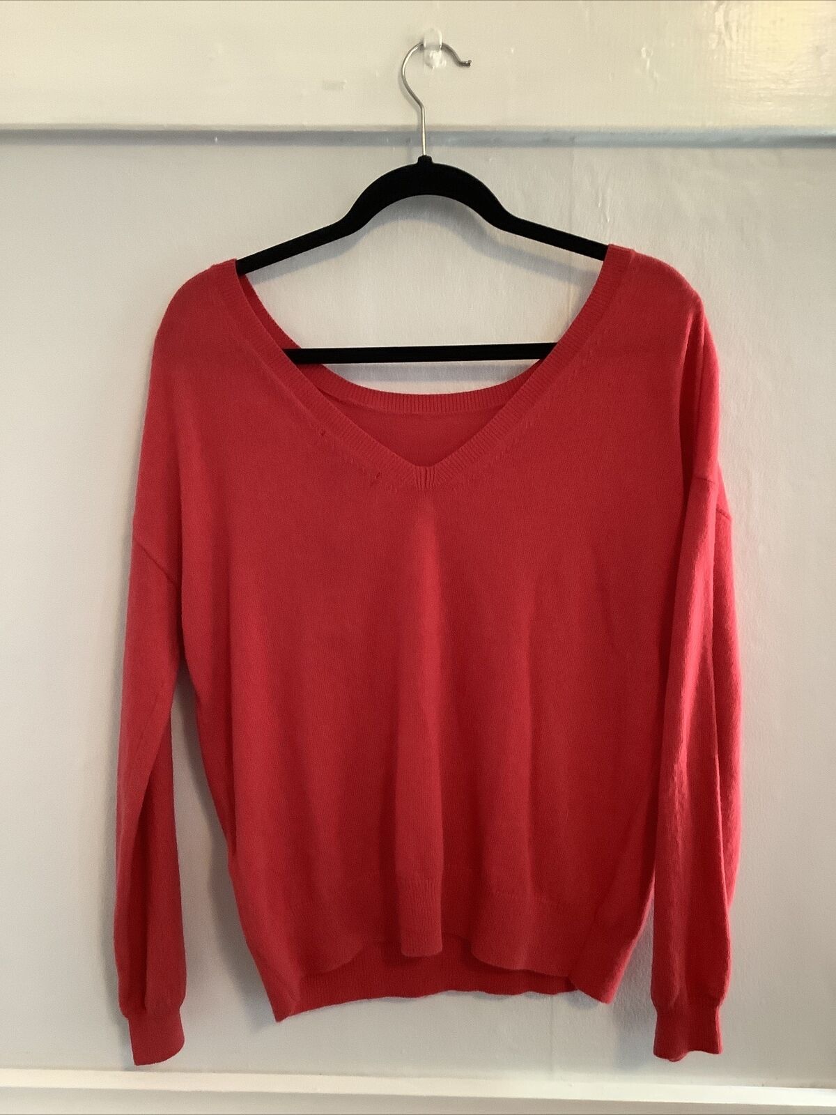Banana Republic NWT V Back Cozy Sweater LS Merino Cashmere Blend Red Size S 5B
