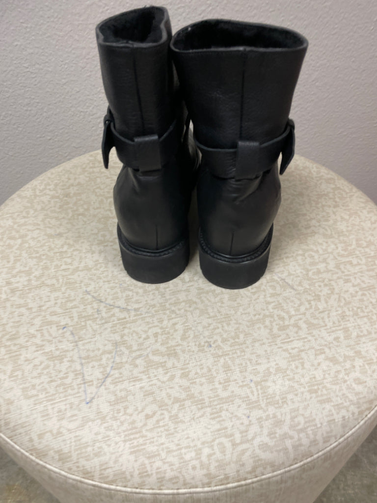 Vince Moto Boots Extralight Sherling Lined Black Faux Buckle Size US 9.5 EU 39.5