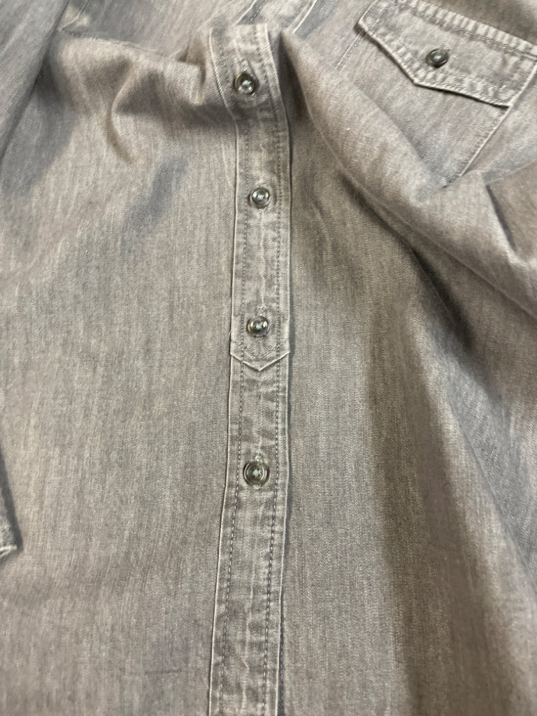 Banana Repubic NWT LS Soft Wash Grey Denim Shirt Button Front Pockets Size M