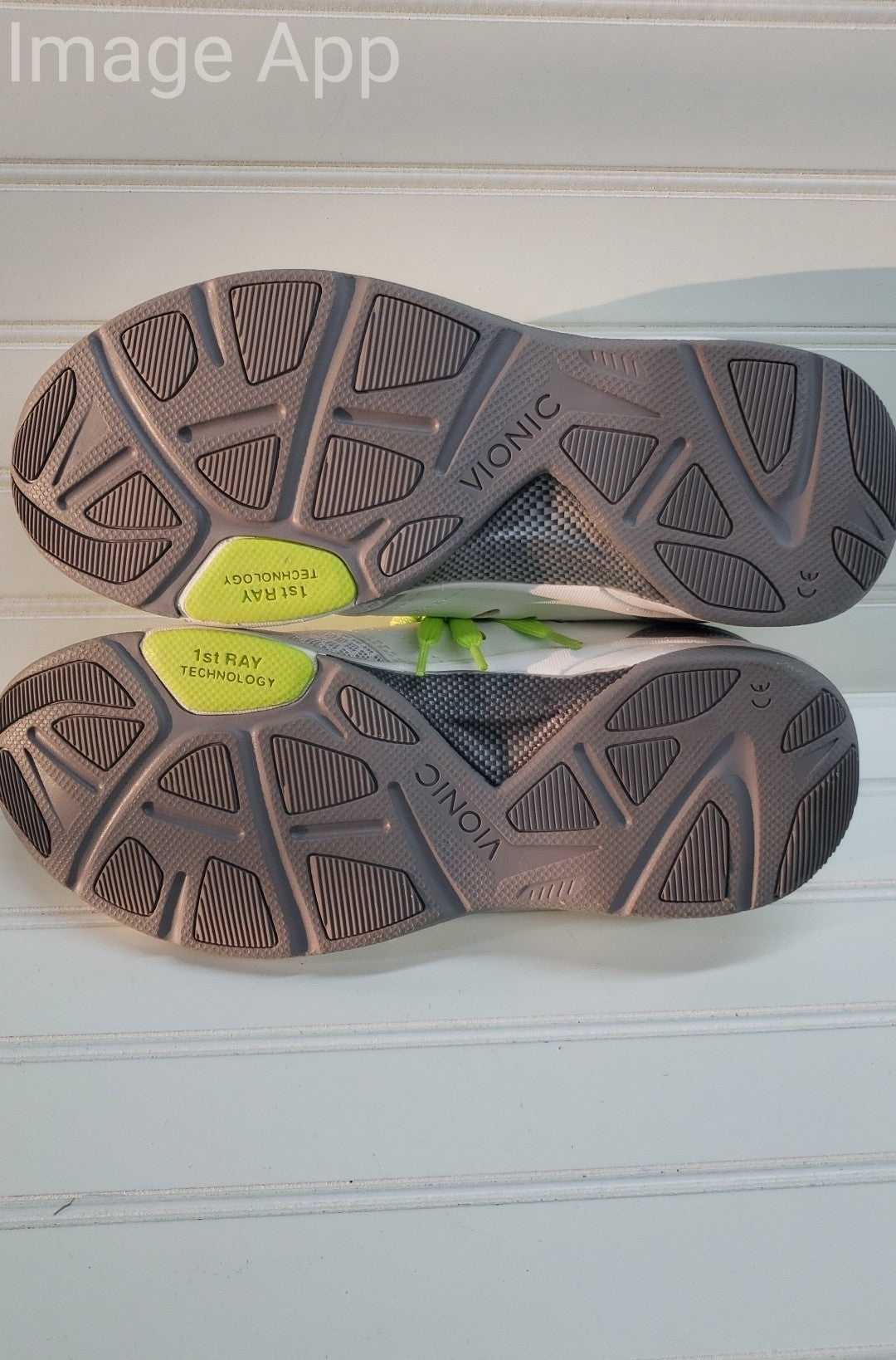 Vionic Motion Venture Lace Up Walking Athletic Shoes 8.5 1F