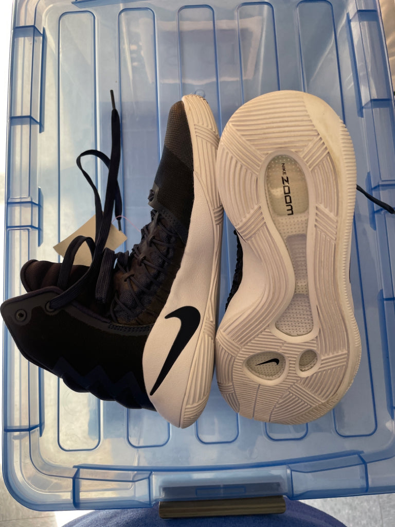 Nike Hyperdunk 2016 Size US 7.5 UK 5 Navy Blue Like New SB1