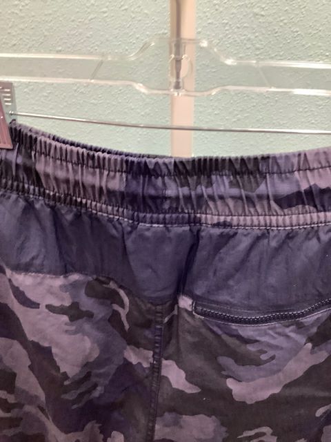 Nike Size M NSW Camo Woven Loose Fit Jogger Pants 930253-475 1A