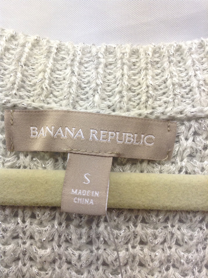 Banana Republic Silver Size Small Sweater V neck Knit 1B