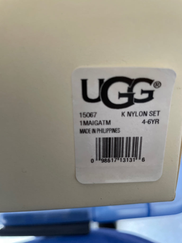 UGG NEW K Nylon Set  Hat and Mitten 4-6 Years Water Resistent Purple SB1