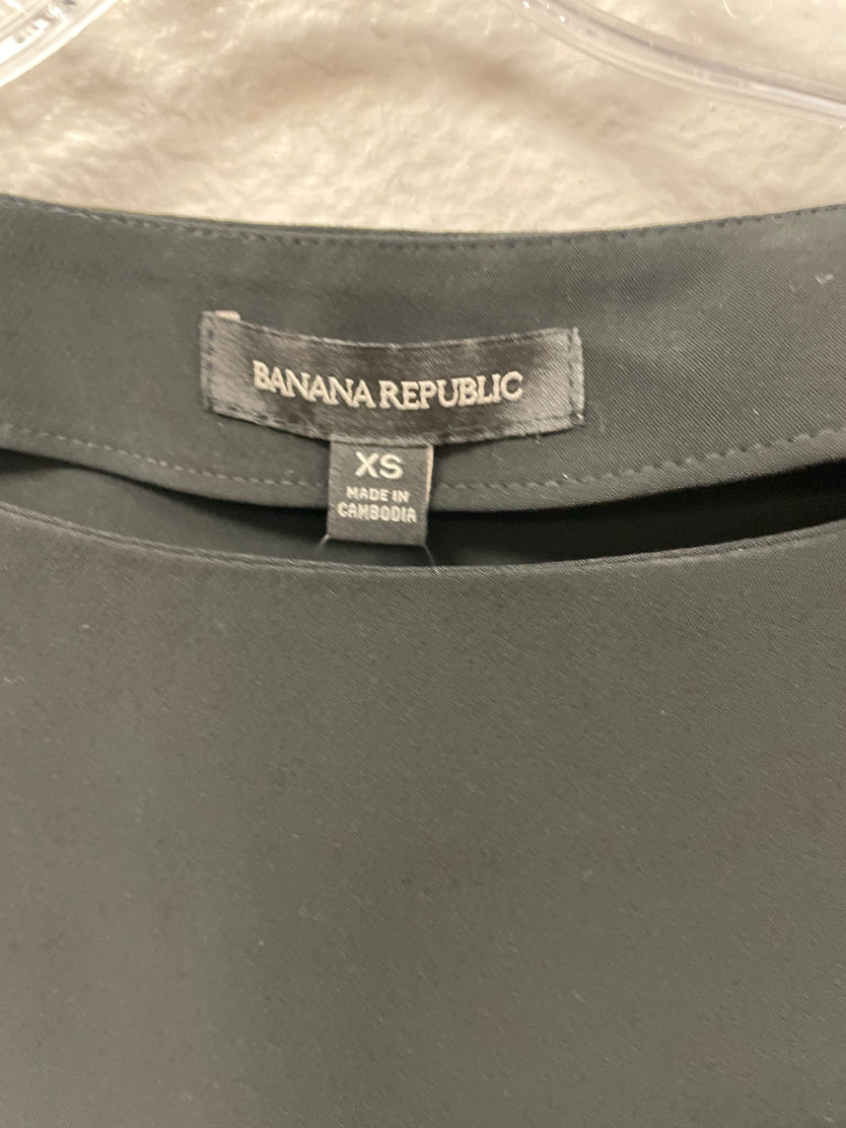 Banana Republic NWT LS Zip Cuff Top Sleeve Pleats Black $88 Size XS
