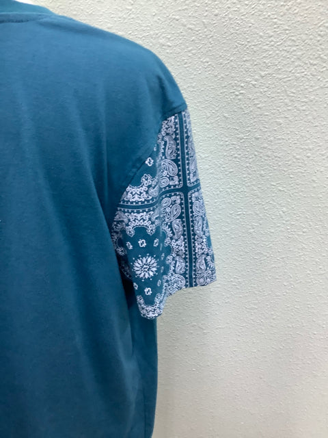 No Fear Vintage Size L Blue/Teal Paisley Men's Unisex SS T-shirt Pocket 1A